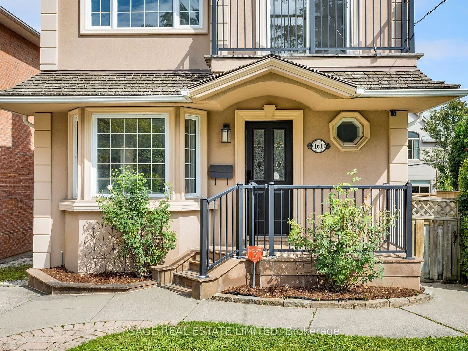 4 bed, $6,800 — Photo 2