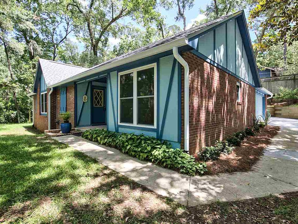 1st image of 2219 Yaupon Dr