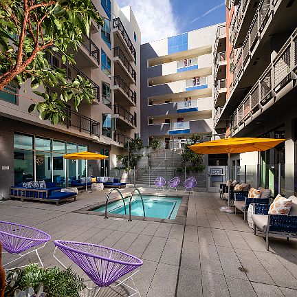 Hot tub | Next on Lex Apartments | Luxury Apartments in Glendale CA