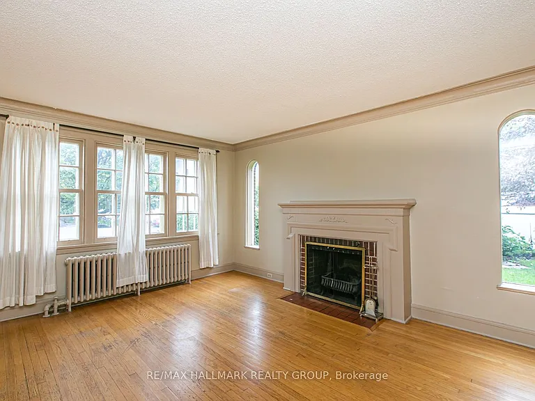 50 Tyndall St — Photo 5