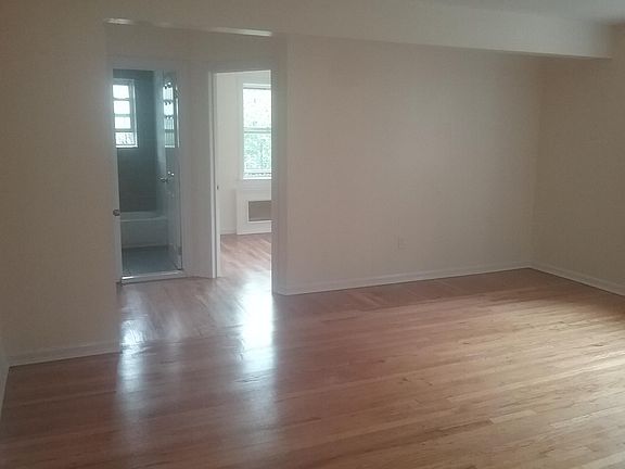 3rd image of 9134 195th St APT 2B
