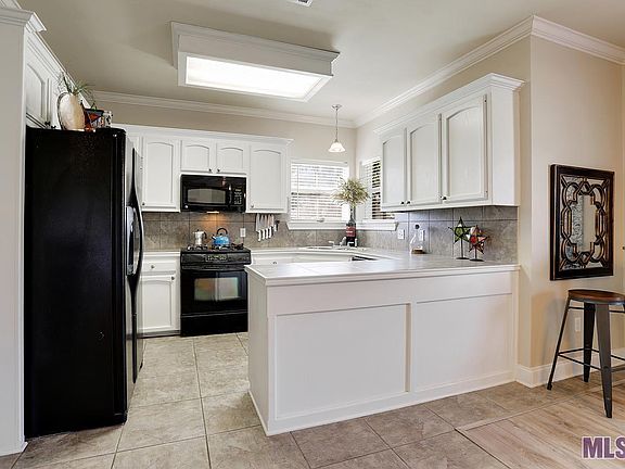 5th image of 42153 Gemstone Ave