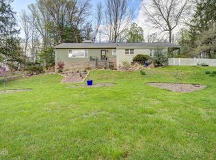 1300 Lester Harris Rd, Johnson City, TN 37601