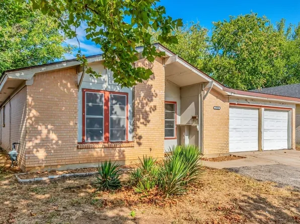 3720 Ruthann Dr, Fort Worth, TX 76119