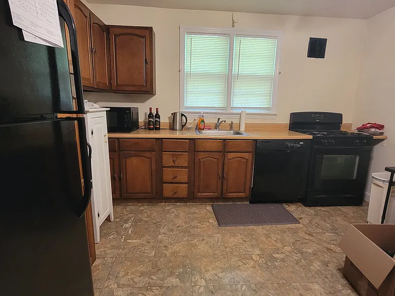 33 N Maple Ave #1 — Photo 16