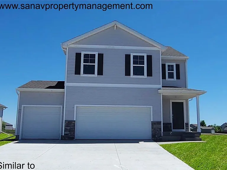 1101 Cove St SE — Photo 1