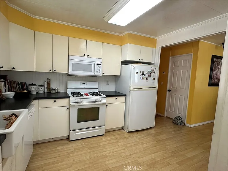 24921 Muirlands Blvd #26 — Photo 11