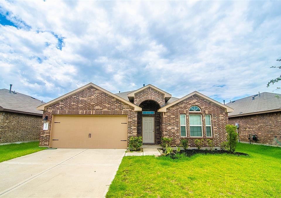 1st image of 3226 McDonough Way