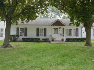 112 Henderlong Pkwy, Crown Point, IN 46307