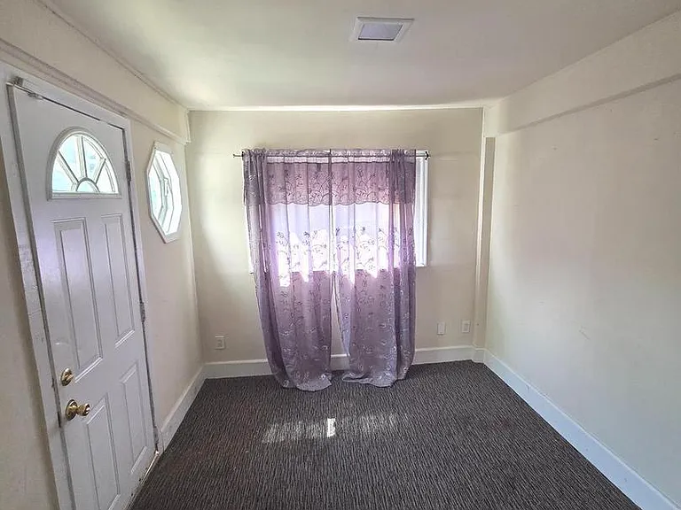 441 Croyden Rd — Photo 1