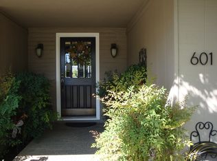601 S Mills Ave, Lodi, CA 95242