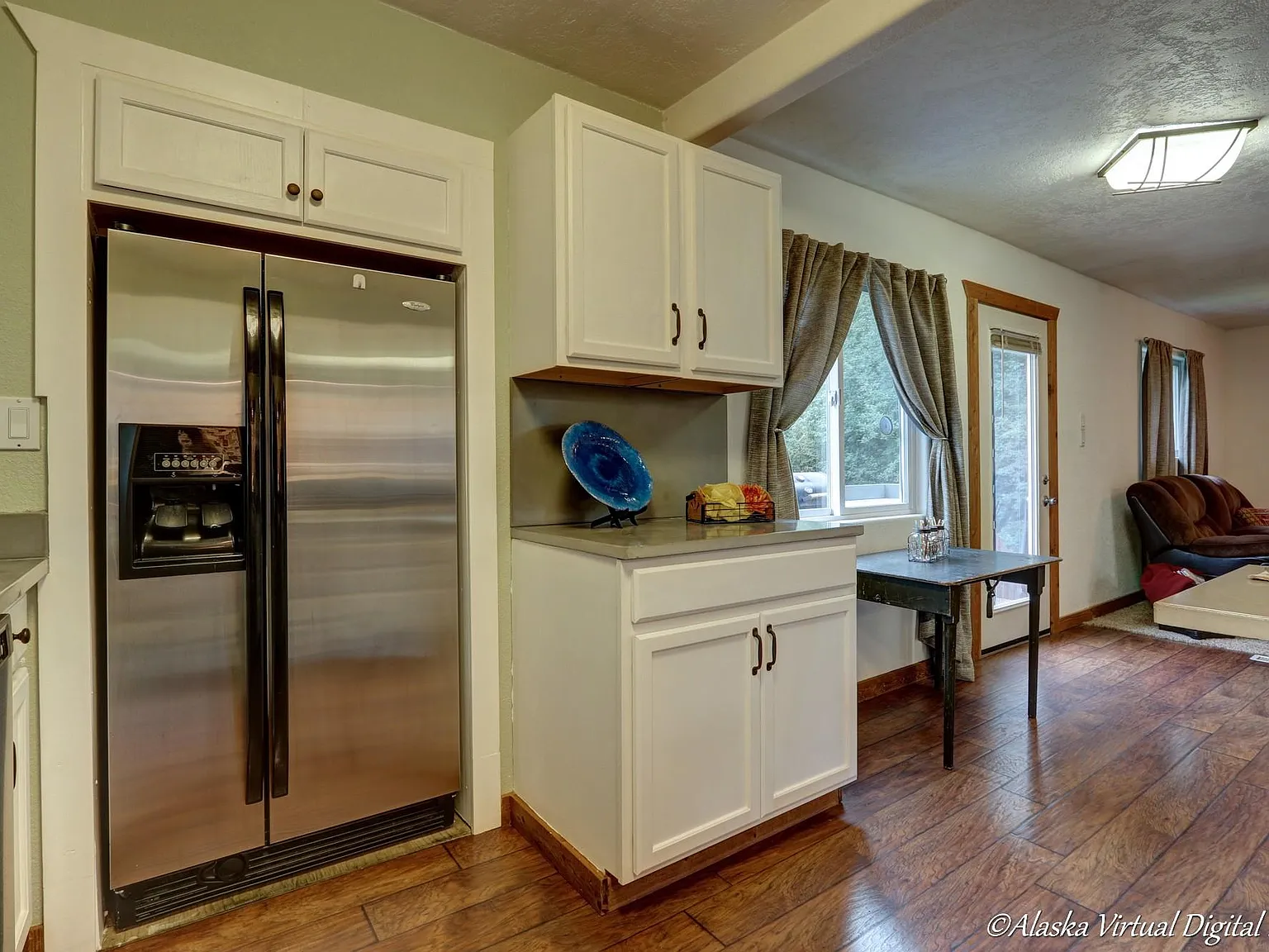 2 bed, 1280 sqft, $2,195 — Photo 4