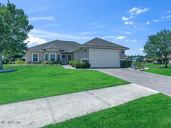2nd image of 233 PINTORESCO Drive