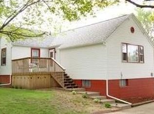 706 Maxwelton Dr, Des Moines, IA 50315