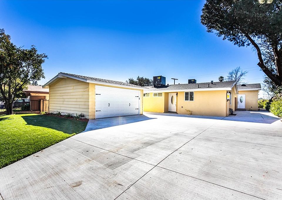 1st image of 13081 13083 Fellows Ave