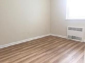 5th image of 1460 E 91st St