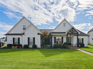 2333 Spring Ridge Dr, Hernando, MS 38632