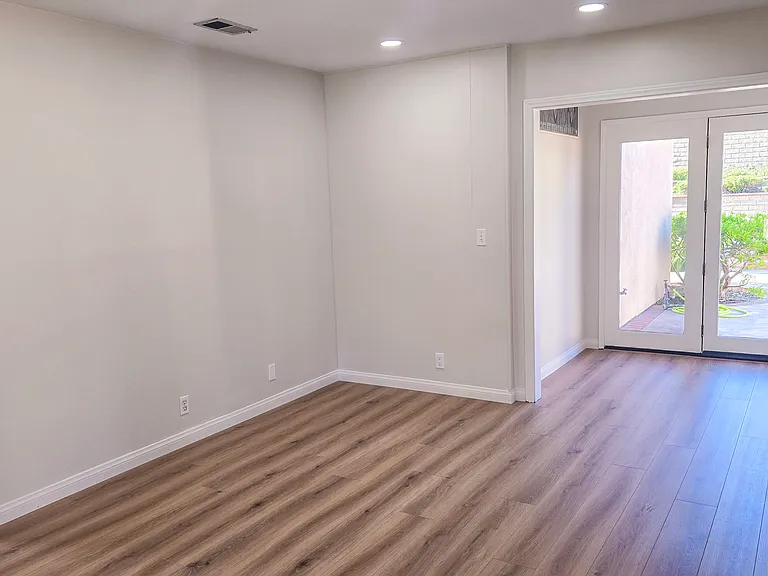 3105 Lodgewood St — Photo 107