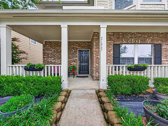3rd image of 21867 Mossy Field Ln