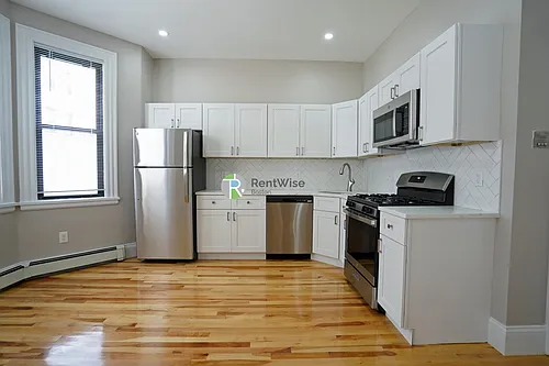 76 Gardner St #C1 Photo 1