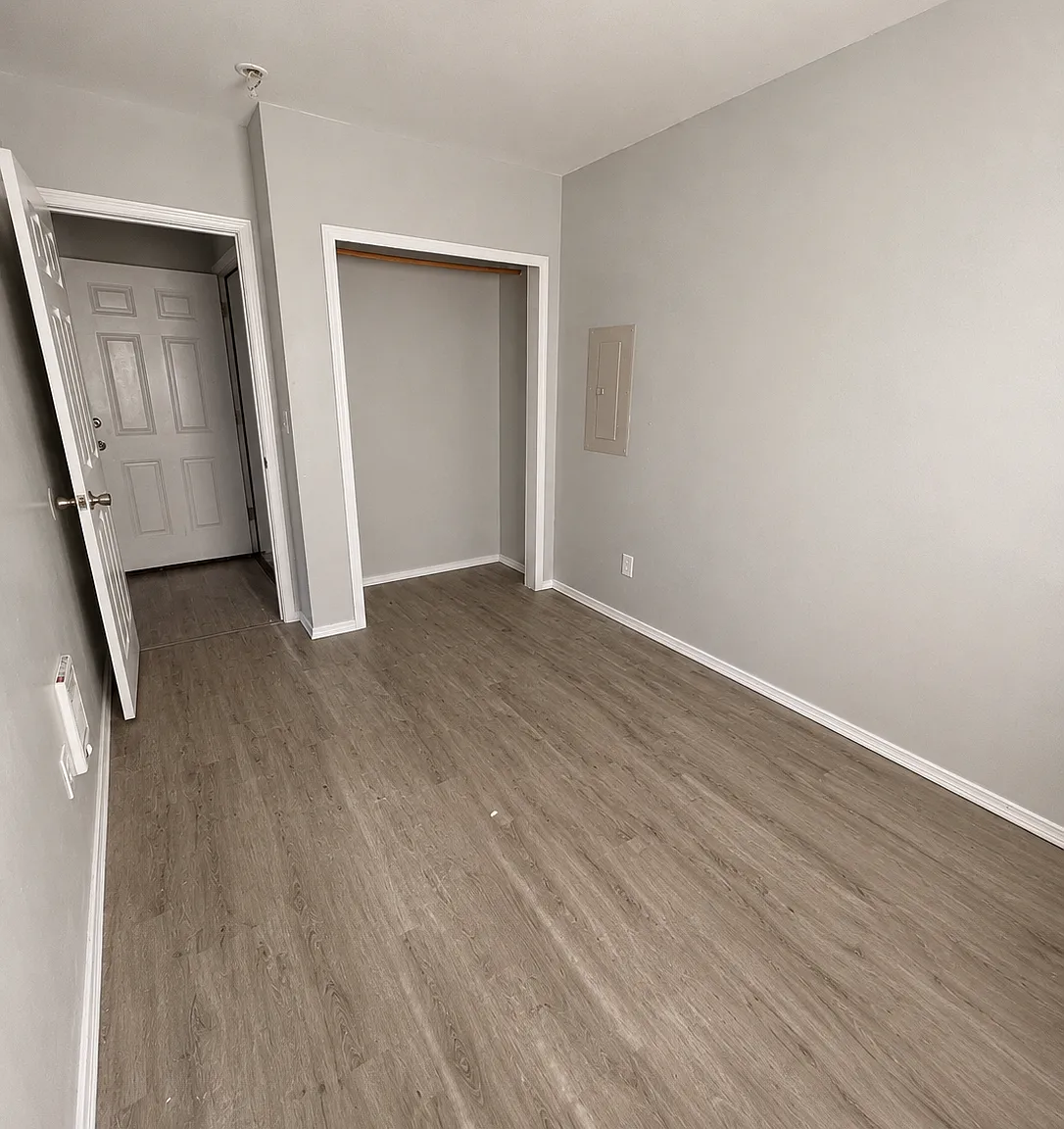 3 bed, 1800 sqft, $1,900 — Photo 4