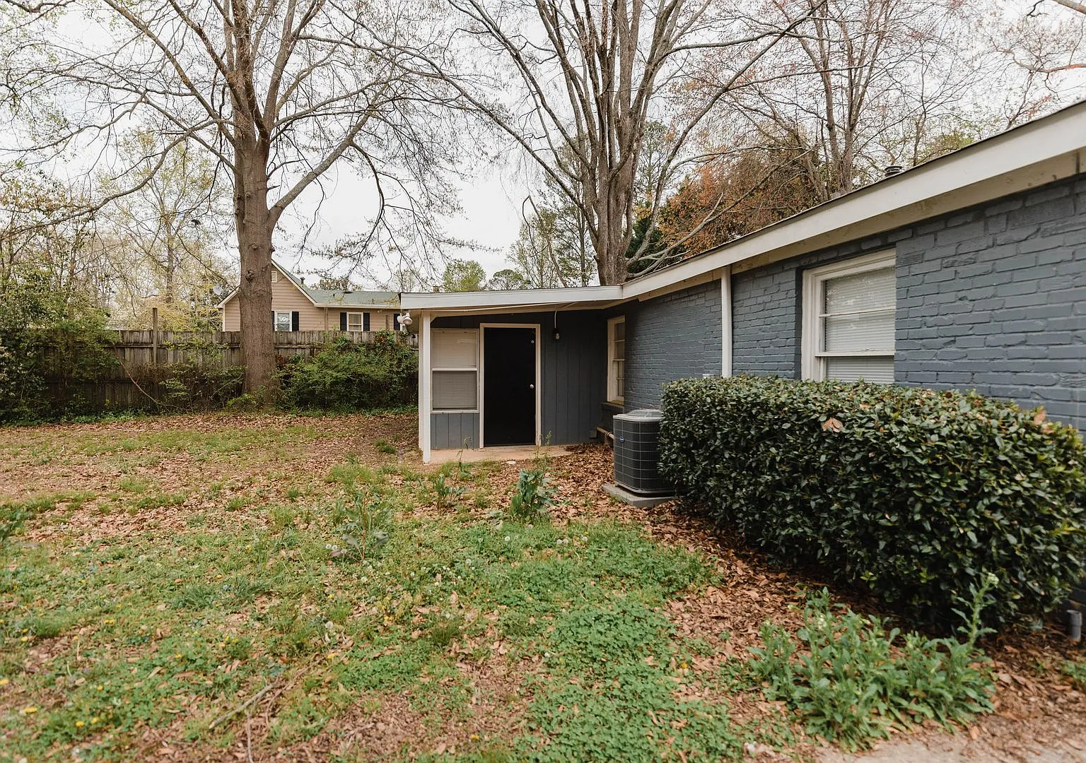 Cute 4/2 in Smyrna — Photo 2