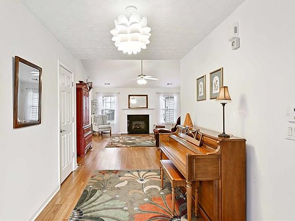 3rd image of 258 Memory Ln