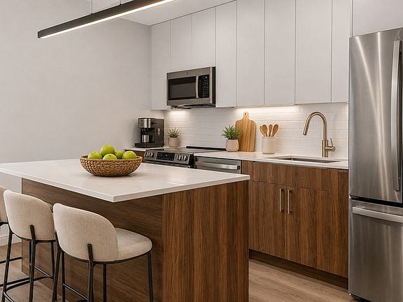 2nd image of 13 Warwick St #106