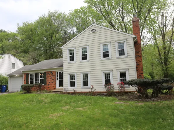 10052 Colebrook Ave, Rockville, MD 20854