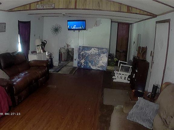 3rd image of 16979 SE 6TH LANE
