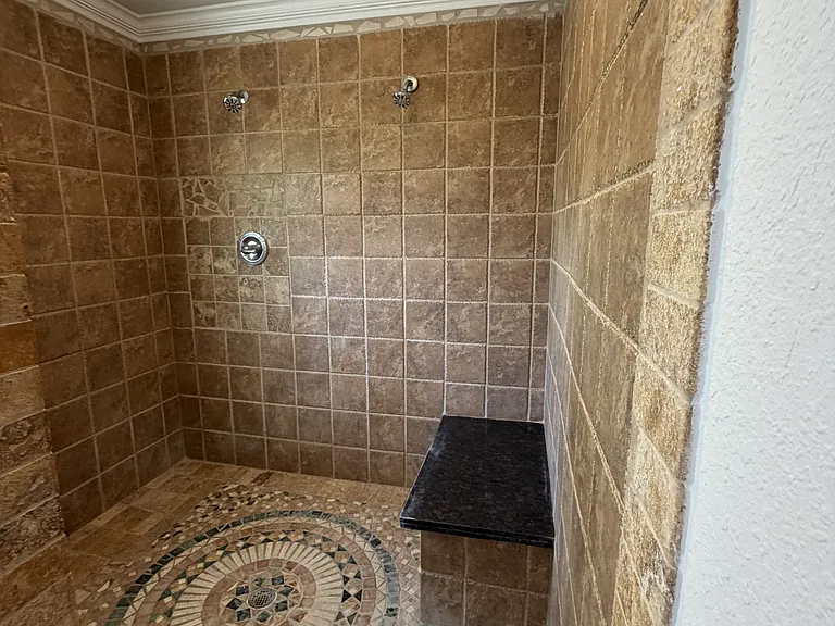 5315 Belrose St — Photo 18