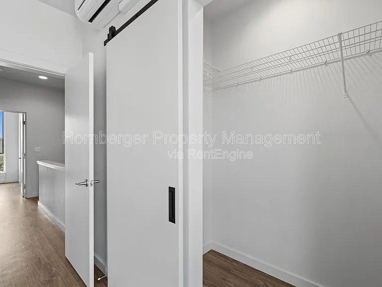 1860 N Hamilton St #1 — Photo 15