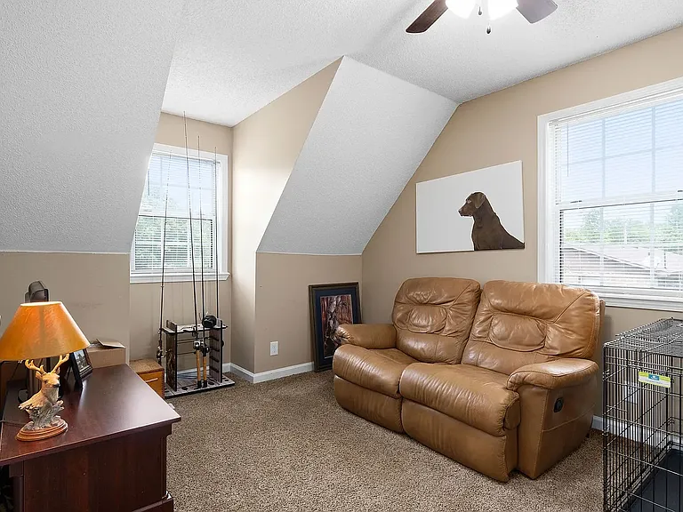 121 Candy Dr — Photo 4