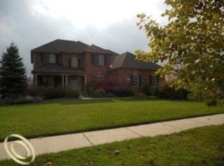 47963 Jake Ln #31, Canton, MI 48187