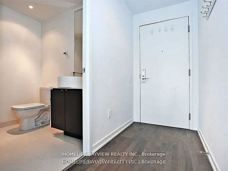 60 Colborne St #2201 — Photo 23