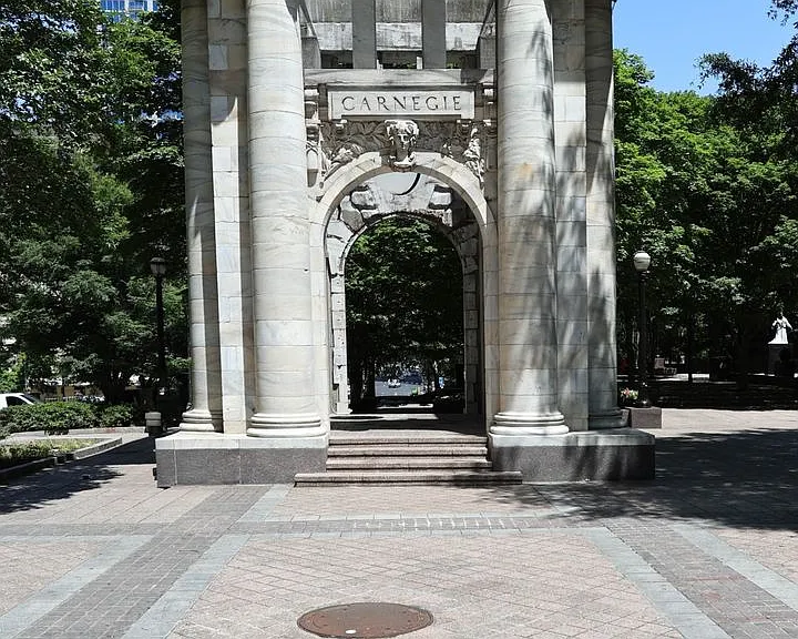 300 Peachtree St NE #23C — Photo 30