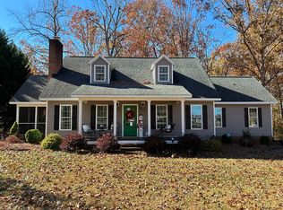 159 Meadow Wood Dr, Gaffney, SC 29341