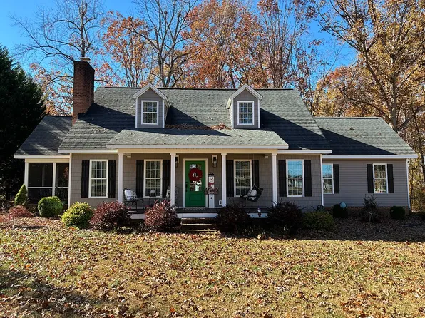 159 Meadow Wood Dr, Gaffney, SC 29341