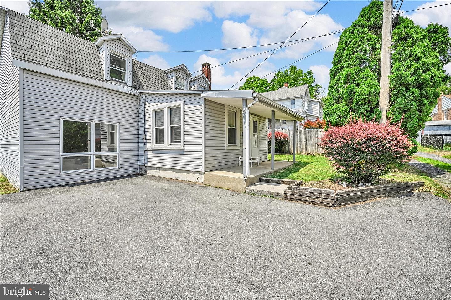 2114 Spring St #R, Reading, PA 19609 | MLS #PABK2073096 | Zillow