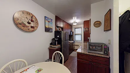 Sold by Diamond Real, Inc.
