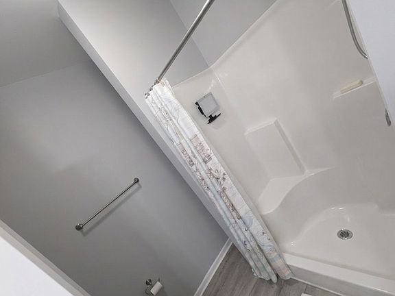 4th image of 9274 Cassadine Ct
