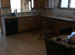 12 E Hazard St, Summit Hill, PA 18250