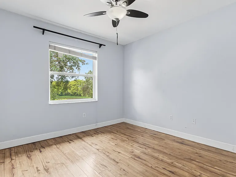 5056 SW 141st Ave — Photo 15