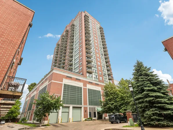 1717 S Prairie Ave APT 2206, Chicago, IL 60616
