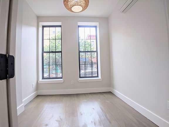 3rd image of 1279 Nostrand Ave APT 2