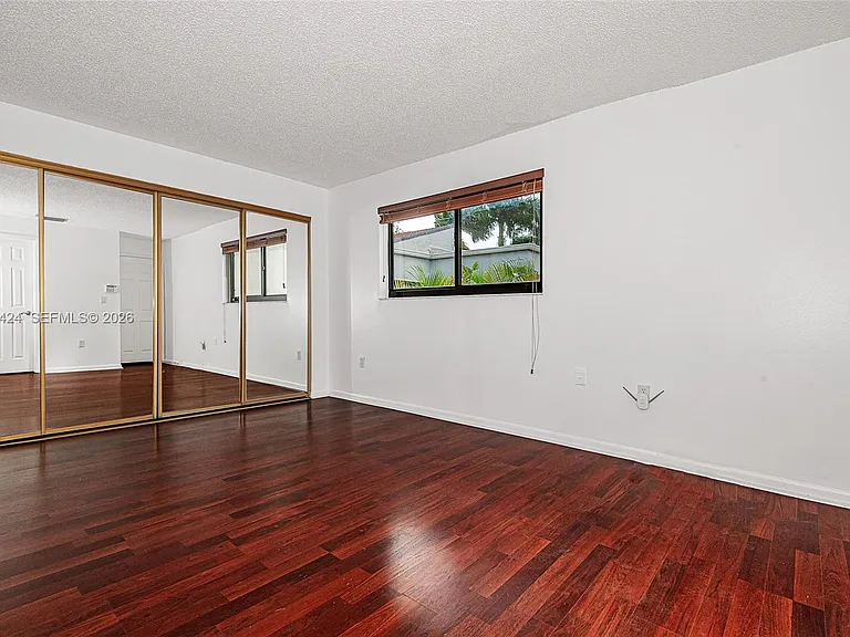 4700 SW 67th Ave #P8 — Photo 16