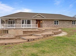 909 Arft Ln, Pacific, MO 63069