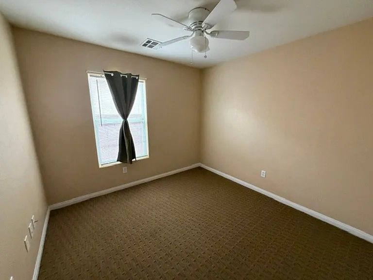 9940 S Brazos Bend St #1 — Photo 15