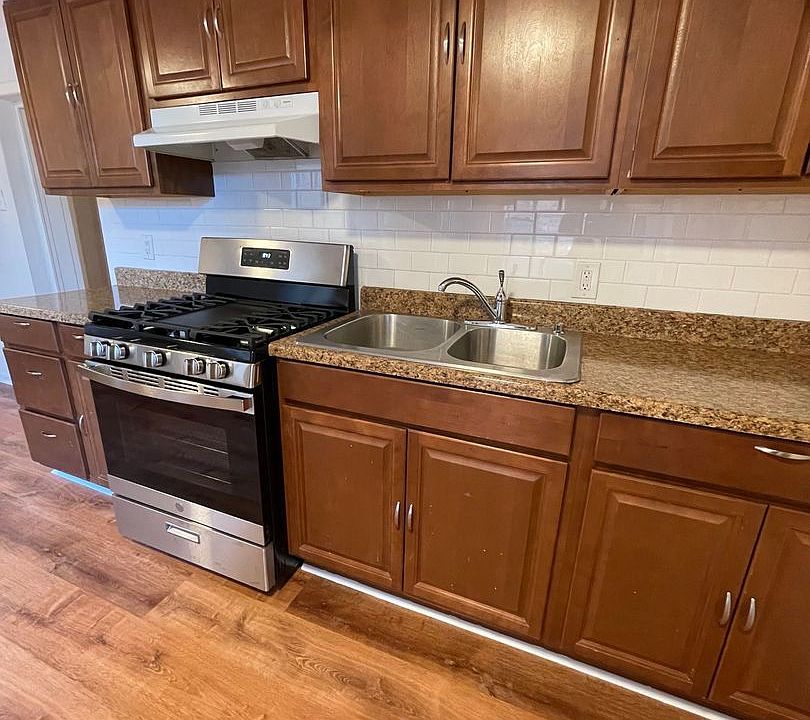 1st image of 244 Liberty St #1