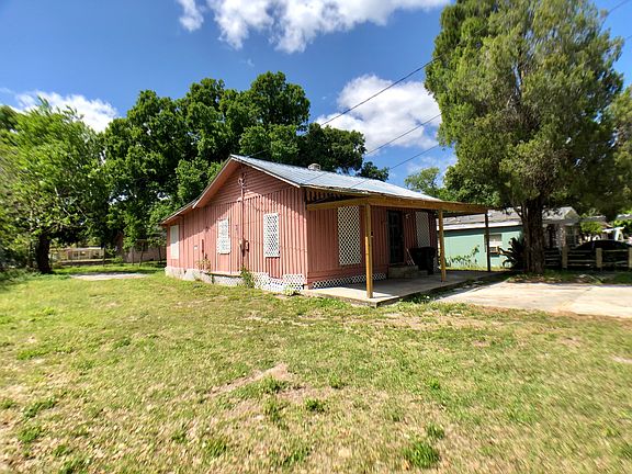 3rd image of 1442 Powhatan Ct